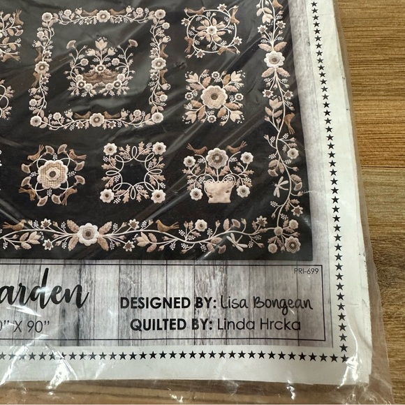 Primitive Gatherings Quilt pattern Twilight Garden - Picture 3 of 8